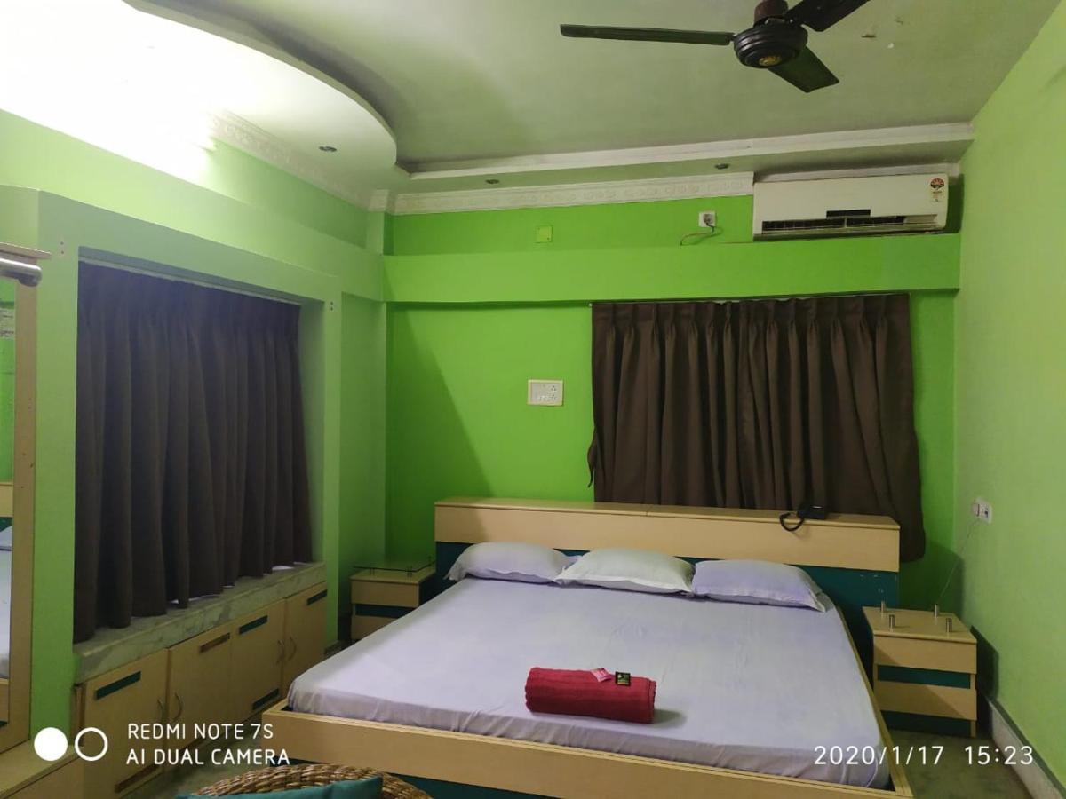 Swapnonir Hotel Shantiniketan Bagian luar foto
