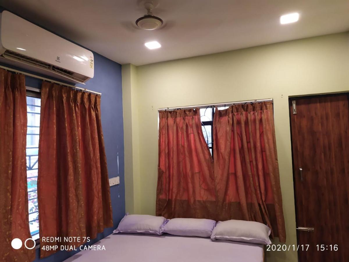 Swapnonir Hotel Shantiniketan Bagian luar foto